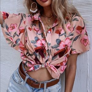 🛑SOLD🛑NWOT SHEIN Floral Print Button Through Blouse